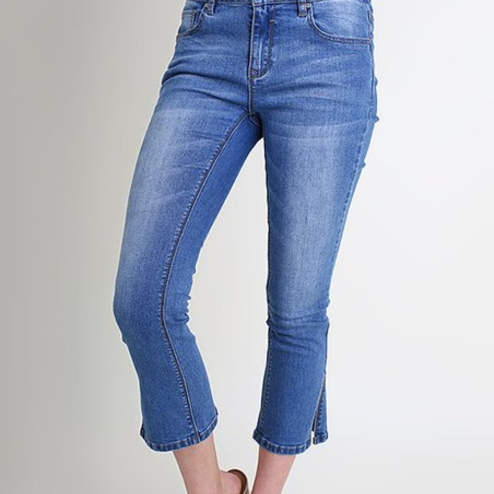 Distressed Denim Jeans  calf slit Umgee brand NEW